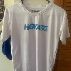 Hoka - mens running shirt size Medium